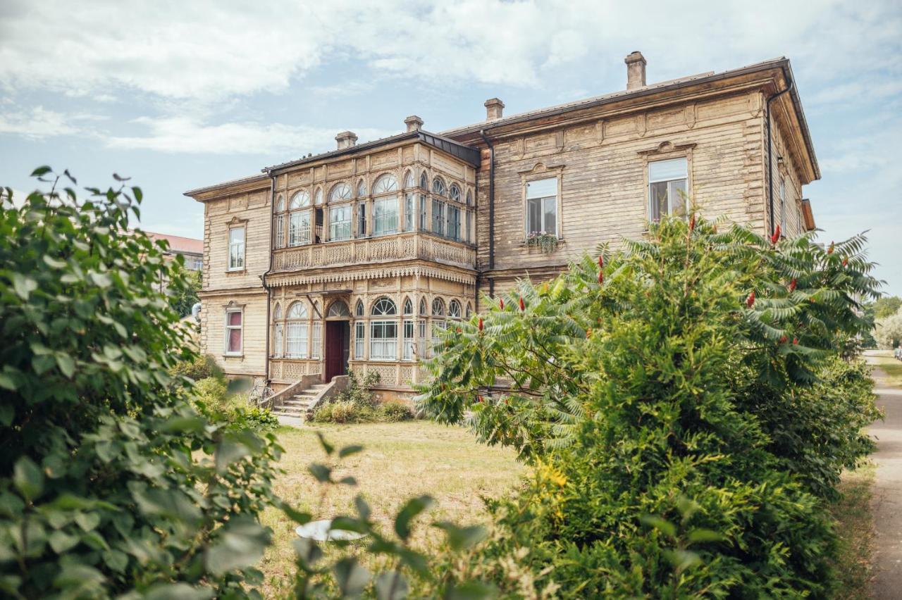 Olive Apartment Liepāja Exterior foto
